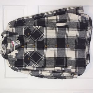 NWT Plaid Flannel Shacket with Pockets, Size XL